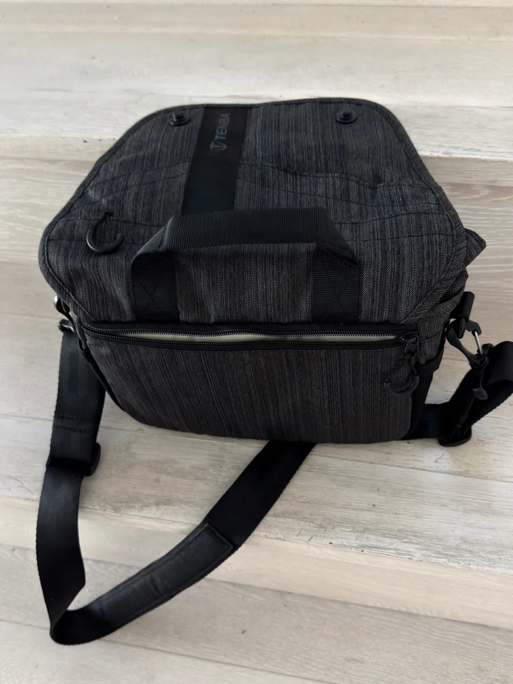 Black Tenba DNA 8 Messenger Bag